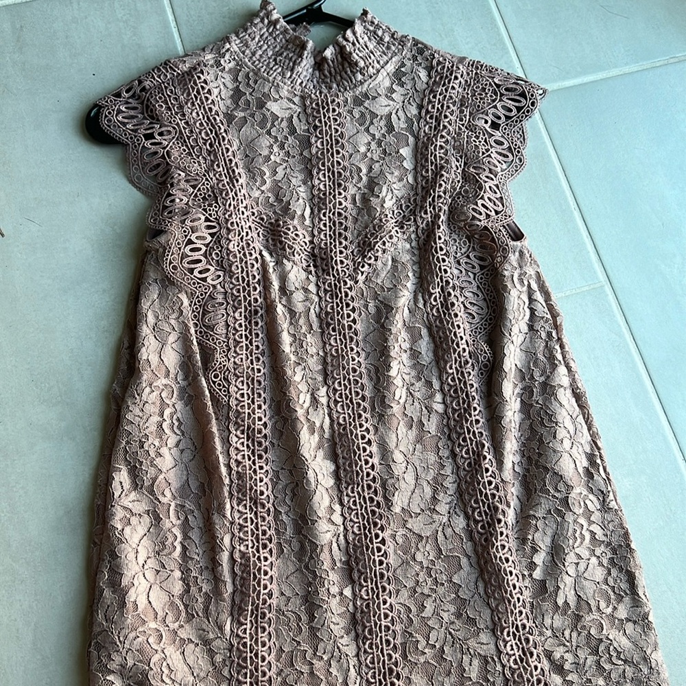 Cable and gauge high kneck lace blouse